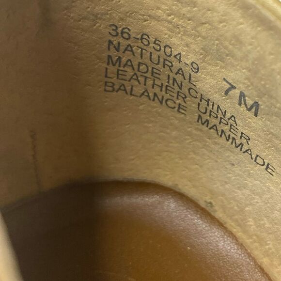 Chadwick's Sz 7.5 Chestnut Tan Faux Leather Chunky 2” Heel Side Zip Ankle Boot - Picture 7 of 7